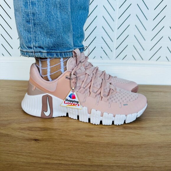 ❤️Nike Free Metcon 5 Pink Oxford 8.5 Womens Training Shoes Dusty Pink DV3950-600 - Picture 4 of 13